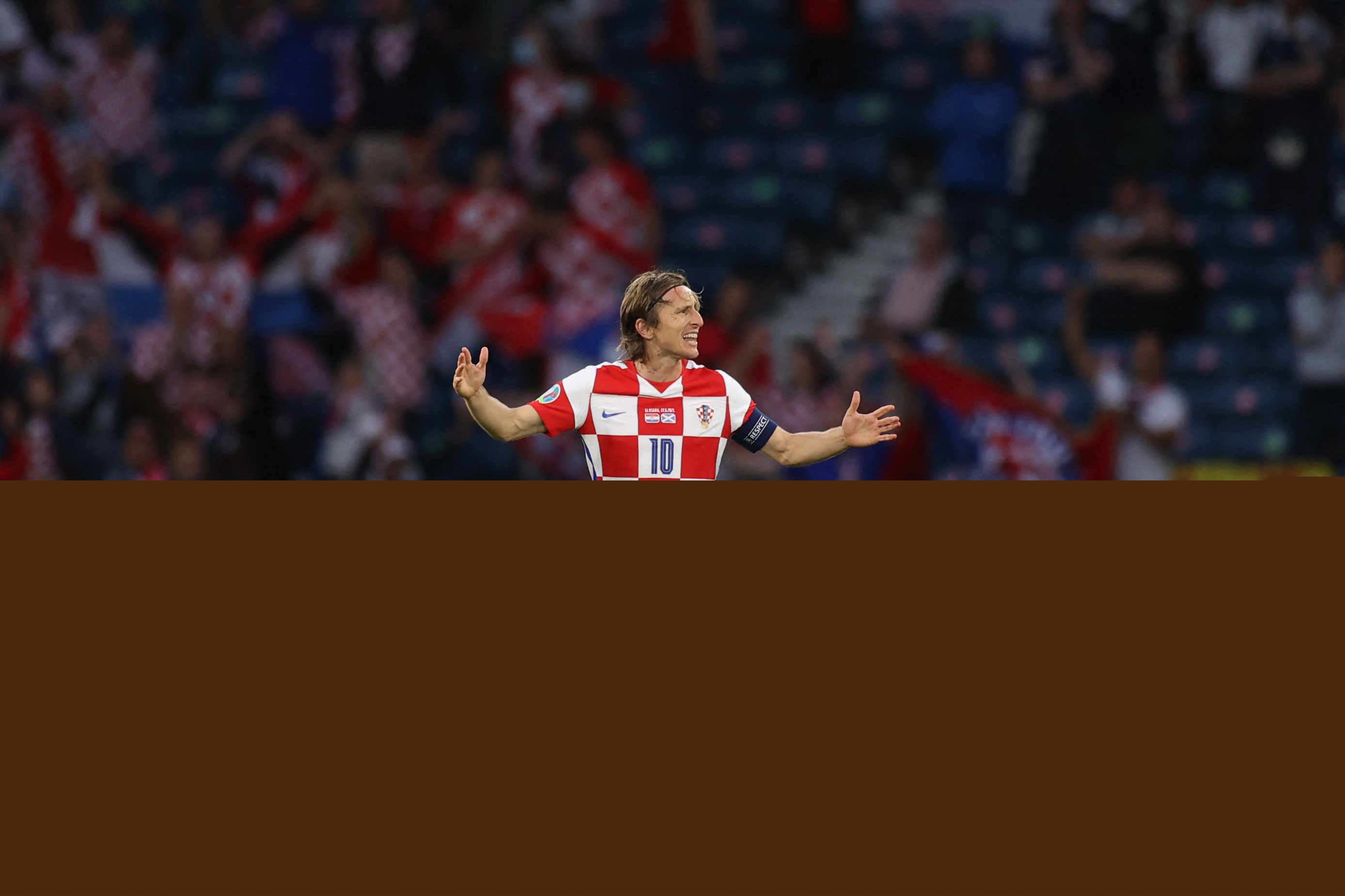 恐怖！本赛季杜伦作为挡拆顺下球员命中率高达83.3%