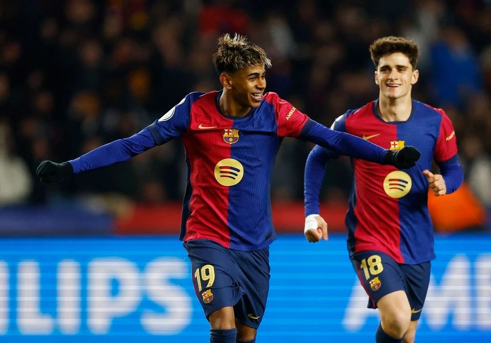 29岁法国女子网球名将转行当“网红模特”，曾因隆胸惹争议